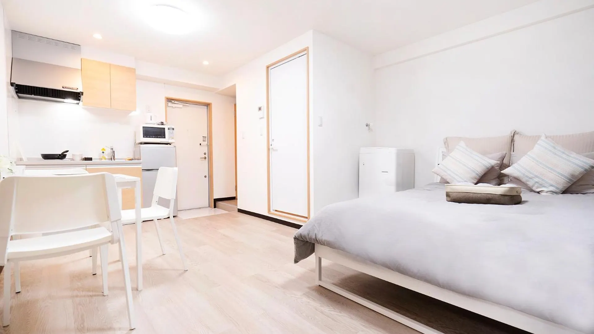 7Ppl Shinjuku Gyoen丶 National Garden丶 Kabukicho丶 Shinjuku Station丶 Golden Gai丶 Tokyo Metropolitan Government Building Yoe-4 Apartamento